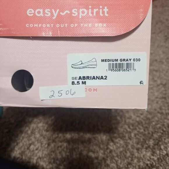 Easy Spirit Loafers Size 8.5 nwt - Picture 2 of 7